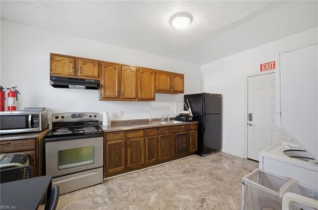 2134 Chestnut AVE, Newport News, VA 23602