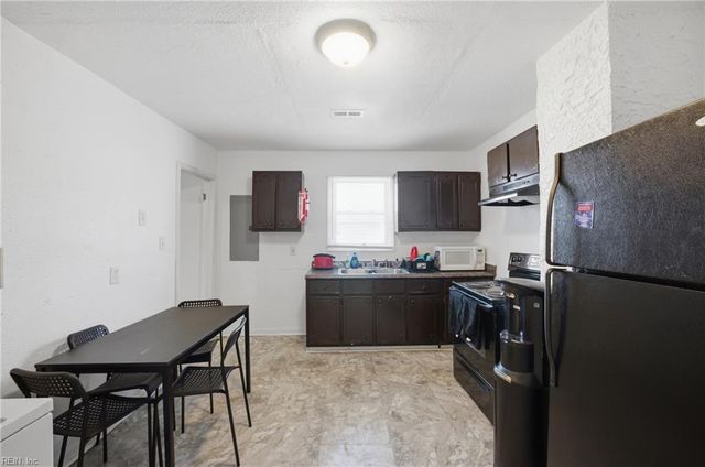 2134 Chestnut AVE, Newport News, VA 23602