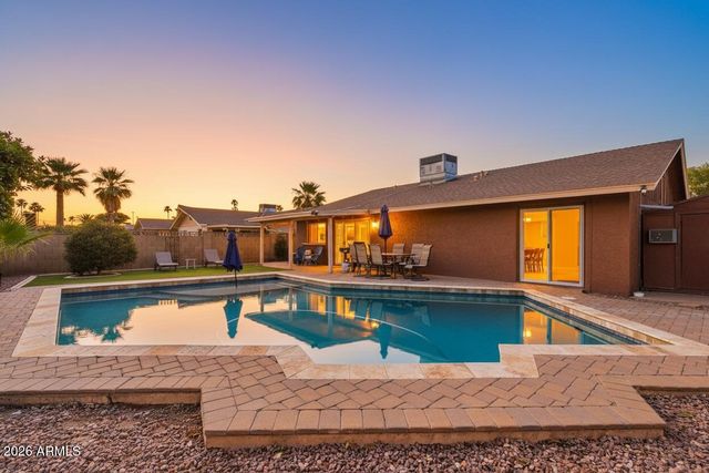 2407 E HERMOSA Drive, Tempe, AZ 85282