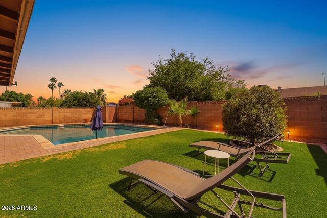 2407 E HERMOSA Drive, Tempe, AZ 85282