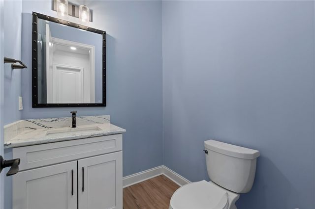 11 Allegheny Avenue, Oakmont, PA 15139