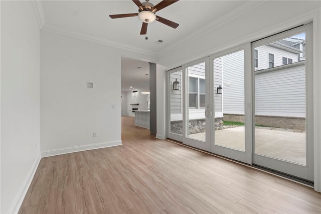 11 Allegheny Avenue, Oakmont, PA 15139