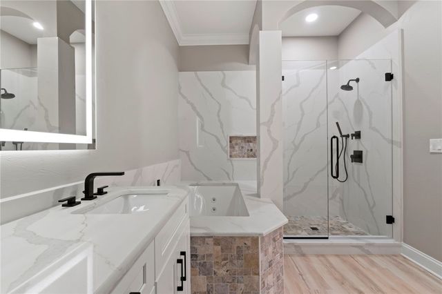 11 Allegheny Avenue, Oakmont, PA 15139