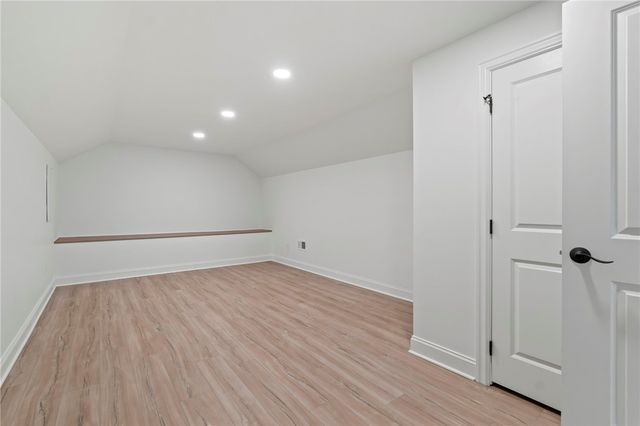 11 Allegheny Avenue, Oakmont, PA 15139