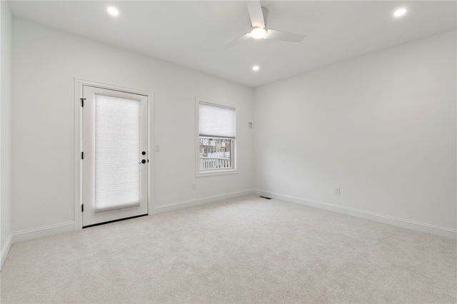 11 Allegheny Avenue, Oakmont, PA 15139