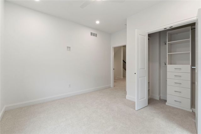 11 Allegheny Avenue, Oakmont, PA 15139