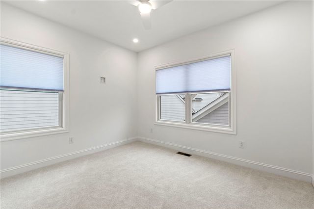 11 Allegheny Avenue, Oakmont, PA 15139