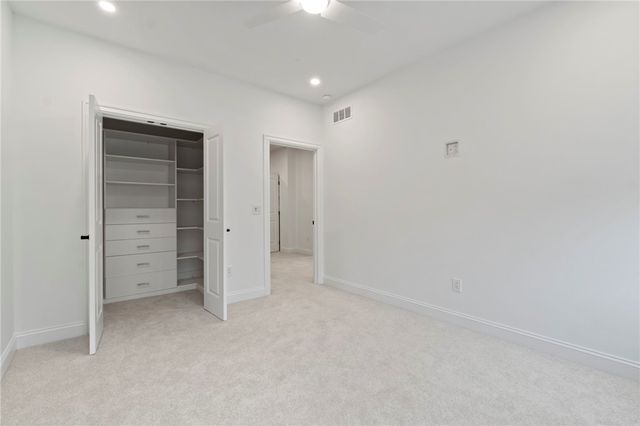 11 Allegheny Avenue, Oakmont, PA 15139