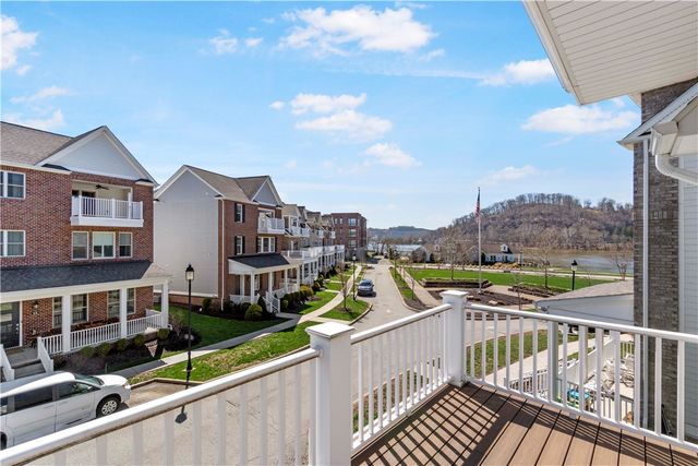 11 Allegheny Avenue, Oakmont, PA 15139