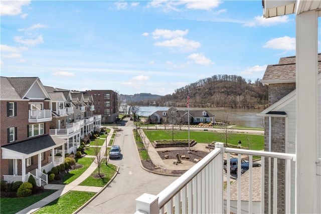 11 Allegheny Avenue, Oakmont, PA 15139