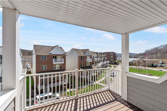 11 Allegheny Avenue, Oakmont, PA 15139