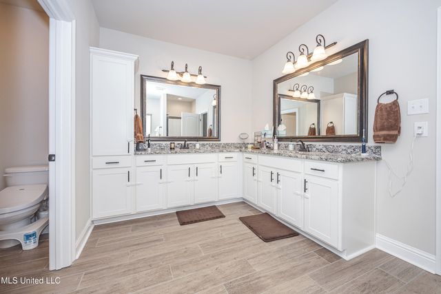 6995 Osprey Drive, Ocean Springs, MS 39564