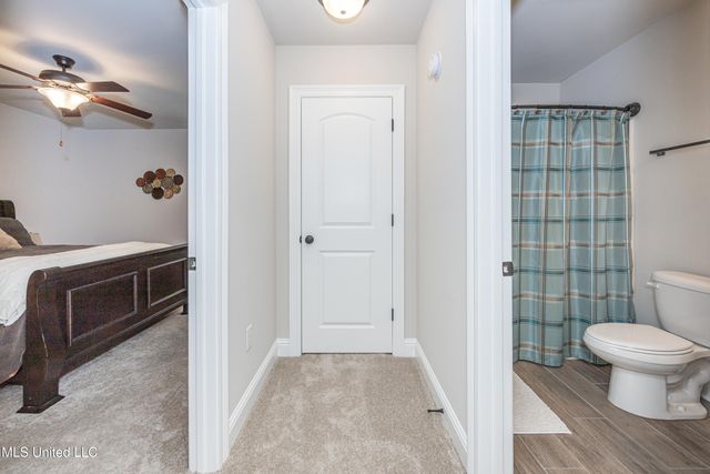 6995 Osprey Drive, Ocean Springs, MS 39564