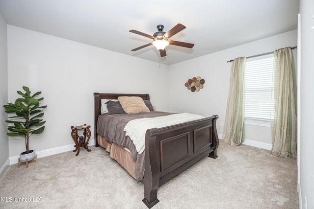 6995 Osprey Drive, Ocean Springs, MS 39564