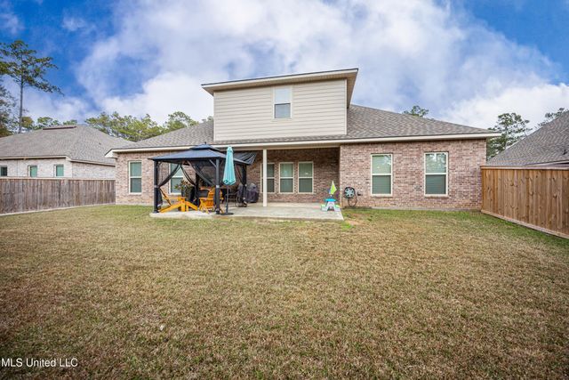 6995 Osprey Drive, Ocean Springs, MS 39564
