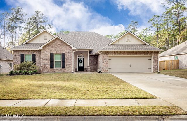 6995 Osprey Drive, Ocean Springs, MS 39564