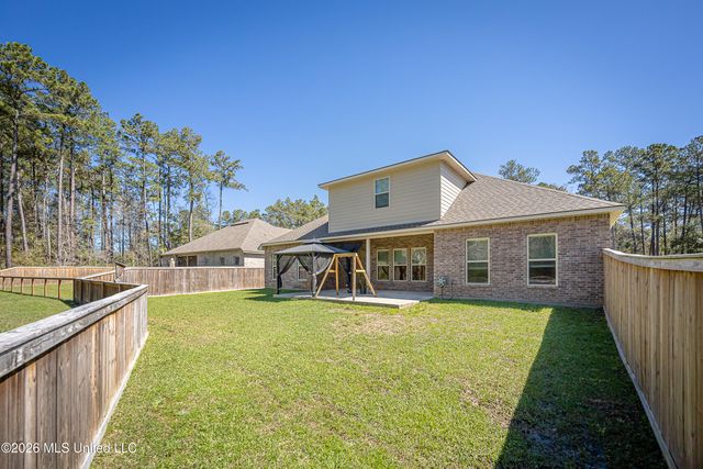 6995 Osprey Drive, Ocean Springs, MS 39564