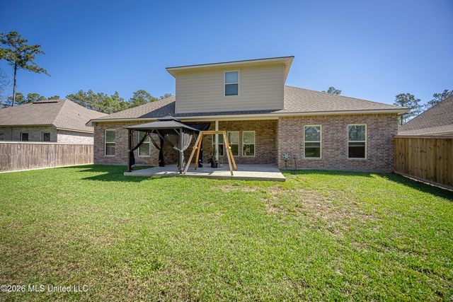 6995 Osprey Drive, Ocean Springs, MS 39564