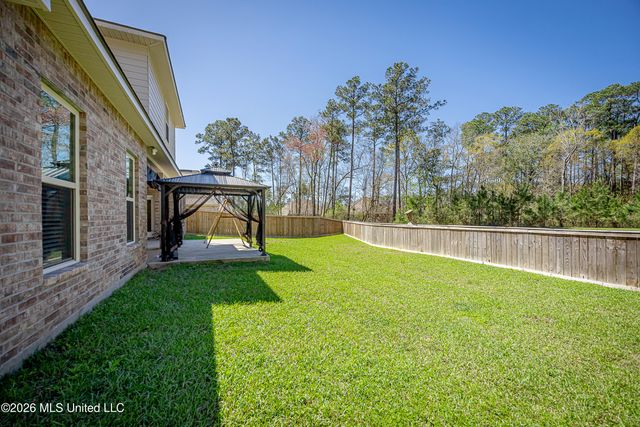 6995 Osprey Drive, Ocean Springs, MS 39564