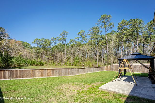 6995 Osprey Drive, Ocean Springs, MS 39564