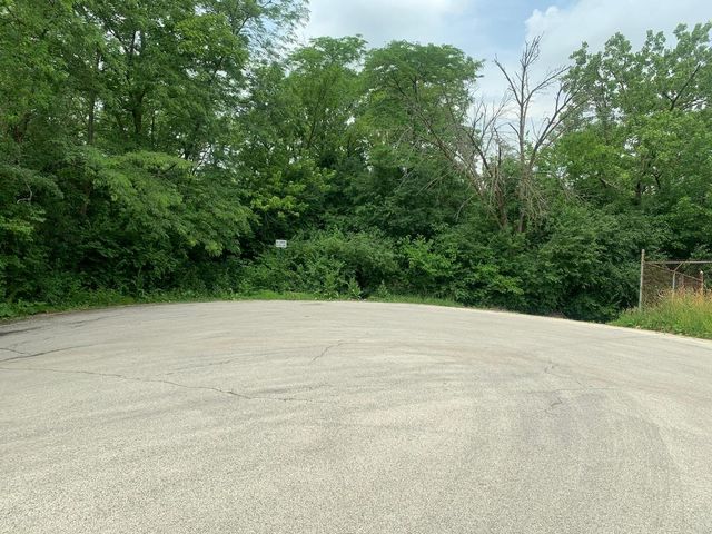 1S070 Chase Avenue, Lombard, IL 60148