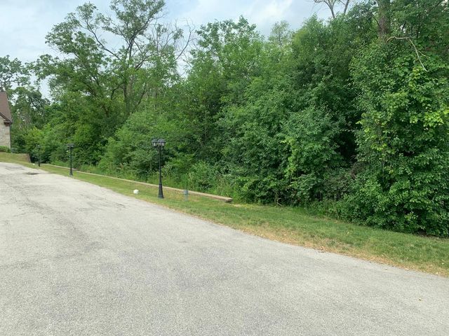 1S070 Chase Avenue, Lombard, IL 60148