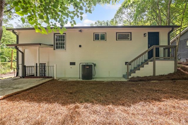 2889 Macon Drive SW, Atlanta, GA 30354
