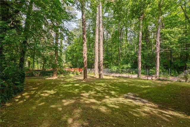 2889 Macon Drive SW, Atlanta, GA 30354