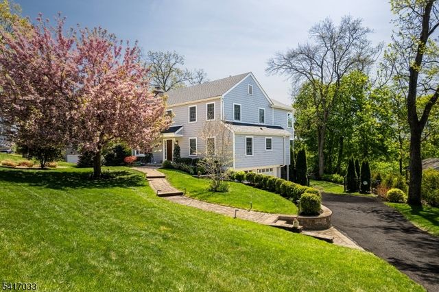 16 Nicholson Dr, Chatham Twp., NJ 07928