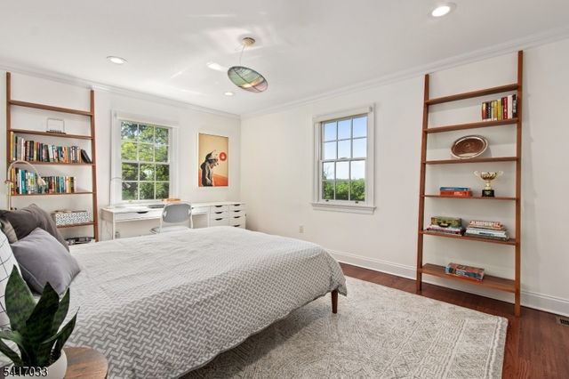 16 Nicholson Dr, Chatham Twp., NJ 07928