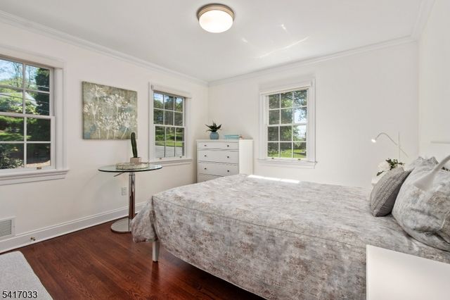 16 Nicholson Dr, Chatham Twp., NJ 07928