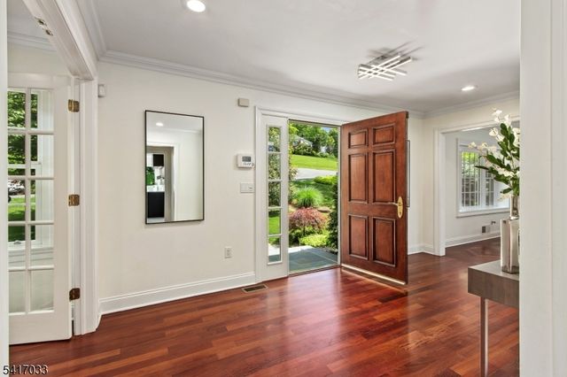 16 Nicholson Dr, Chatham Twp., NJ 07928