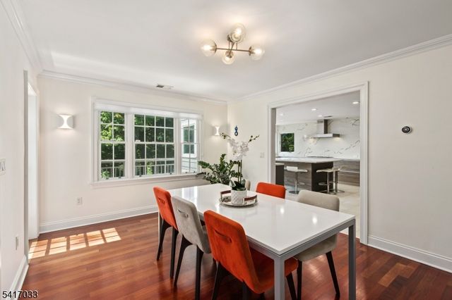 16 Nicholson Dr, Chatham Twp., NJ 07928