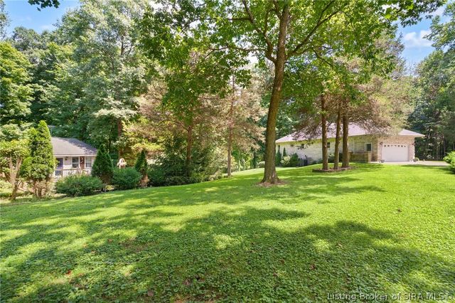 8570 Seneca Drive NE, Georgetown, IN 47122