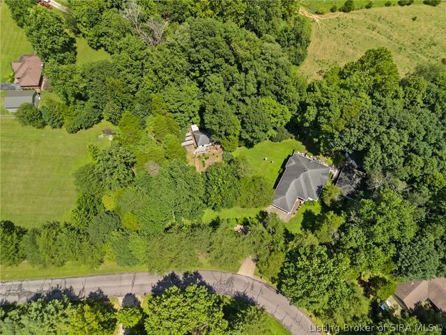 8570 Seneca Drive NE, Georgetown, IN 47122