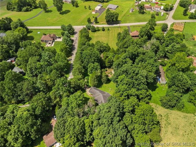 8570 Seneca Drive NE, Georgetown, IN 47122