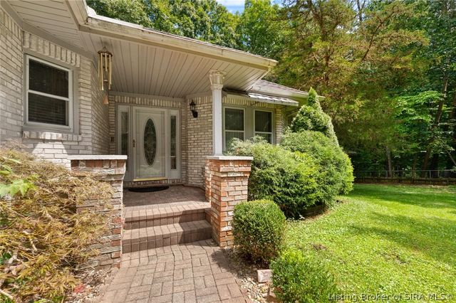 8570 Seneca Drive NE, Georgetown, IN 47122