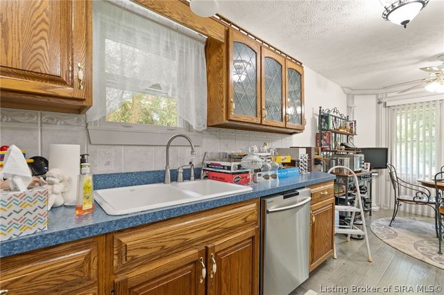 8570 Seneca Drive NE, Georgetown, IN 47122