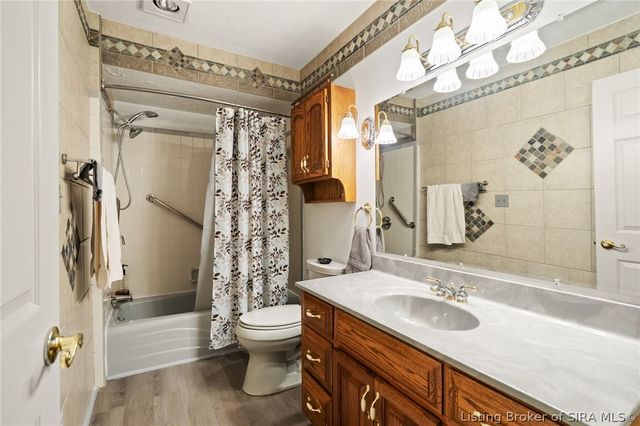 8570 Seneca Drive NE, Georgetown, IN 47122