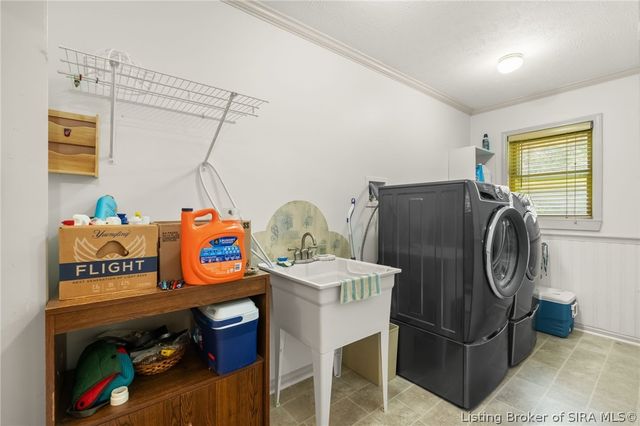 8570 Seneca Drive NE, Georgetown, IN 47122