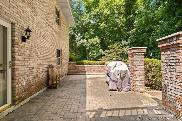 8570 Seneca Drive NE, Georgetown, IN 47122