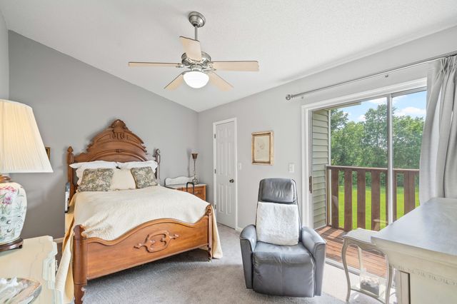 236 W GREEN MEADOWS RD, Columbia, MO 65203