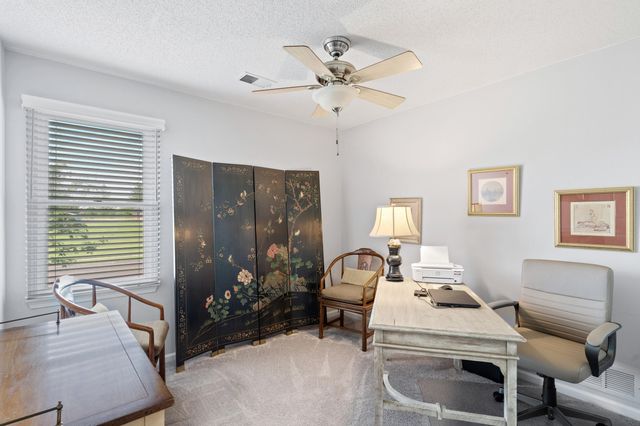 236 W GREEN MEADOWS RD, Columbia, MO 65203