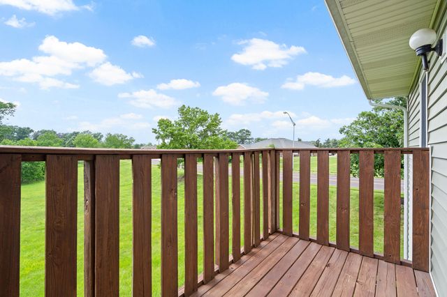 236 W GREEN MEADOWS RD, Columbia, MO 65203