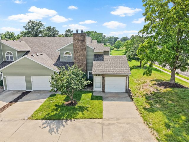 236 W GREEN MEADOWS RD, Columbia, MO 65203