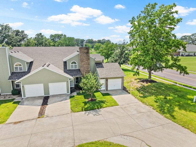 236 W GREEN MEADOWS RD, Columbia, MO 65203