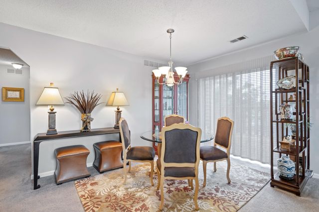 236 W GREEN MEADOWS RD, Columbia, MO 65203