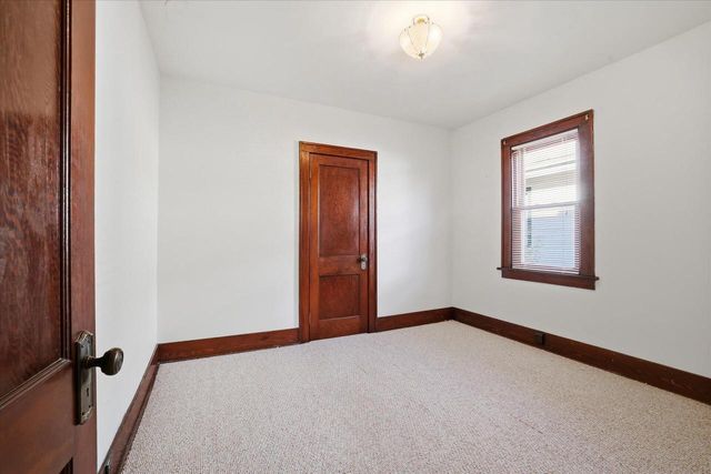 2816 Douglas AVENUE, Racine, WI 53402