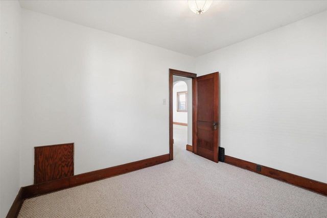 2816 Douglas AVENUE, Racine, WI 53402