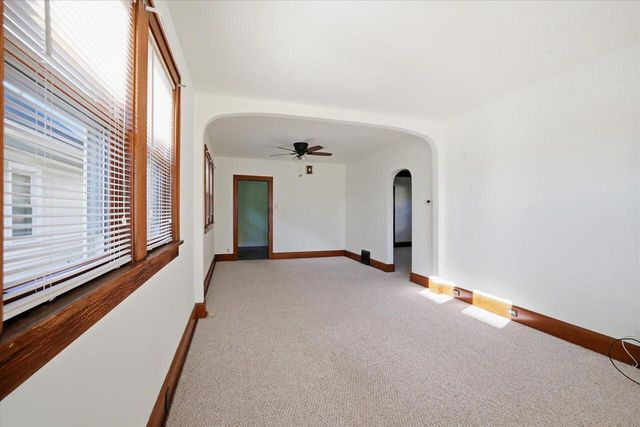 2816 Douglas AVENUE, Racine, WI 53402